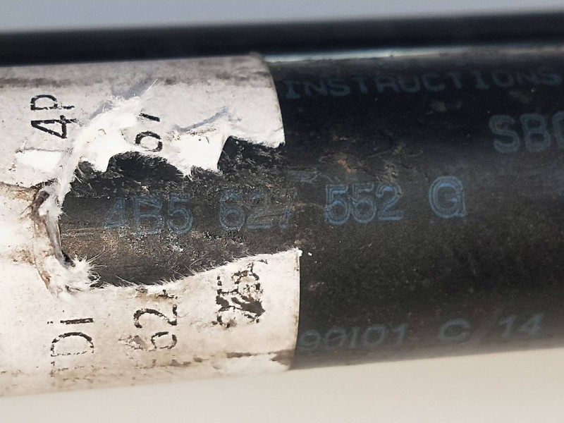 Recambio de amortiguadores maletero / porton para audi a4 berlina (8e) 1.9 tdi (96kw) referencia OEM IAM 4B5827552G  