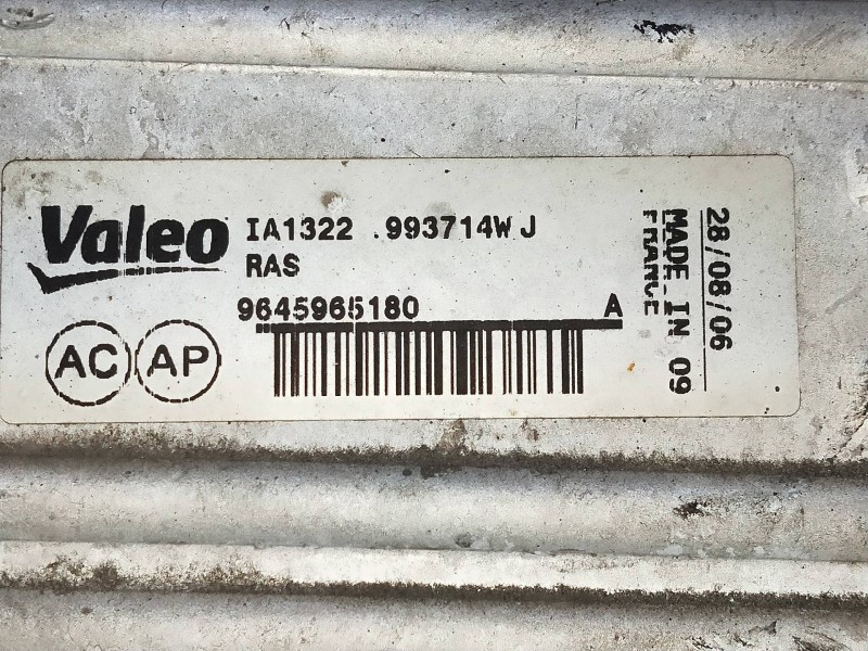 Recambio de intercooler para santana 300 1.6 hdi referencia OEM IAM 9645965180 993714WJ 