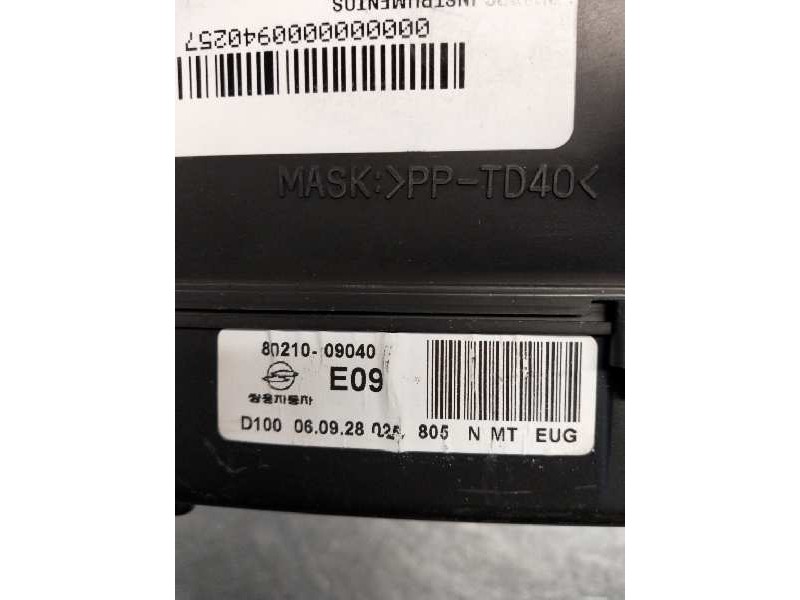 Recambio de cuadro instrumentos para ssangyong kyron 2.0 referencia OEM IAM 8021009040 E09 