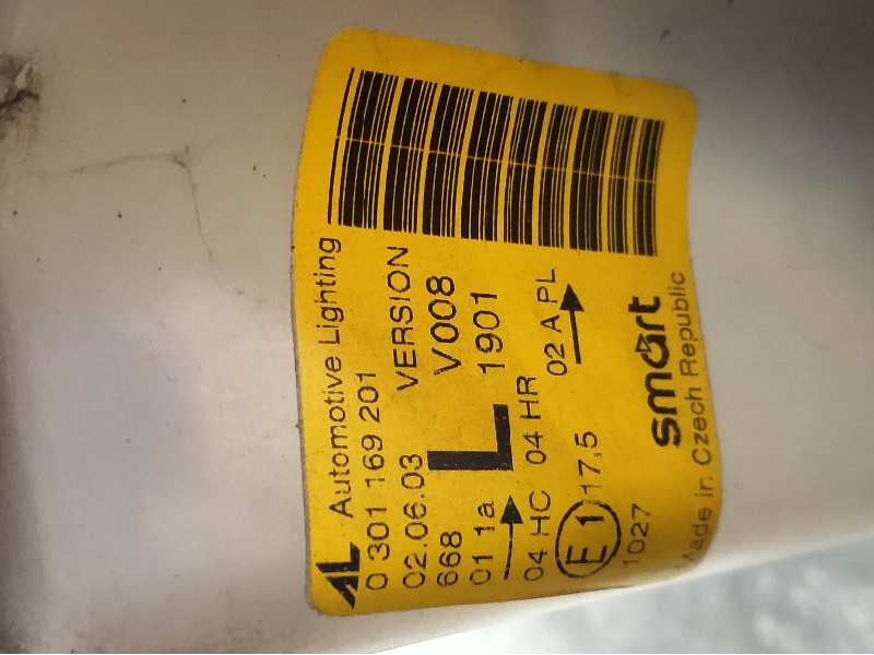 Recambio de faro izquierdo para smart coupe referencia OEM IAM 0301169201  