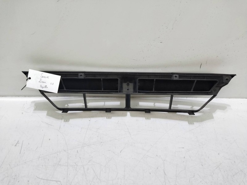 Recambio de rejilla delantera para suzuki liana rh (er) 1.6 16v cat referencia OEM IAM   