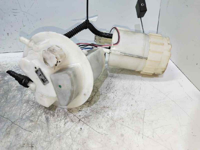 Recambio de bomba combustible para toyota aygo (kgb/wnb) 1.0 cat referencia OEM IAM 770200H010 AFORADOR 