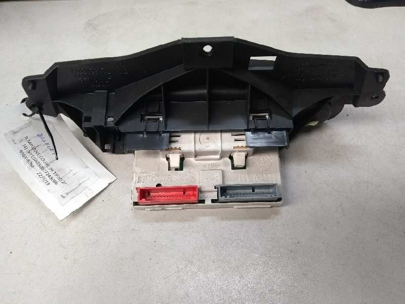 Recambio de pantalla multifuncion para renault megane i coupe fase 2 (da..) 1.9 dci dynamique referencia OEM IAM P8200028364A 21