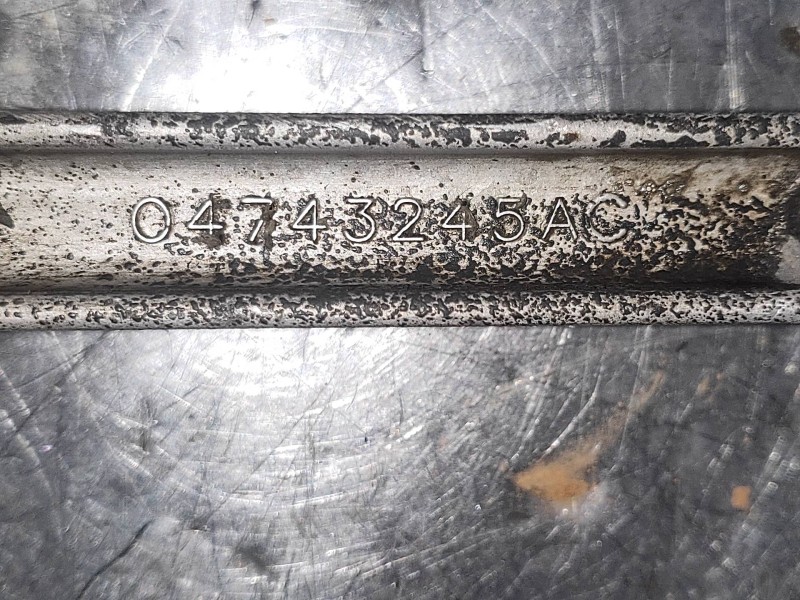 Recambio de brazo suspension superior trasero izquierdo para lancia thema gold referencia OEM IAM 04743245AC  