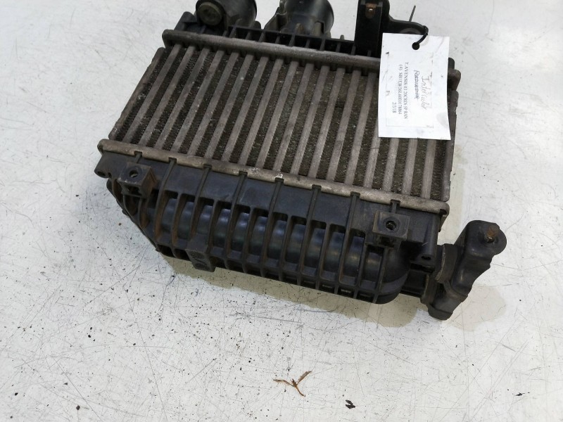 Recambio de intercooler para toyota avensis wagon (t25) 2.0 turbodiesel cat referencia OEM IAM   