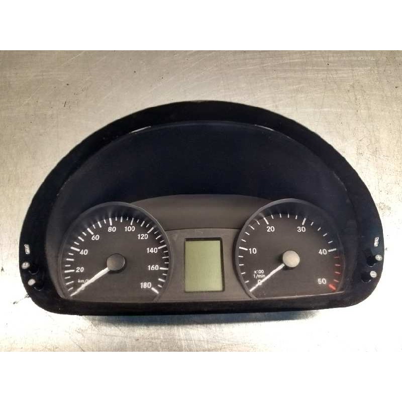Recambio de cuadro instrumentos para mercedes sprinterii caja cerrada (desde 01.06) referencia OEM IAM A9064468821 A9064467821 A