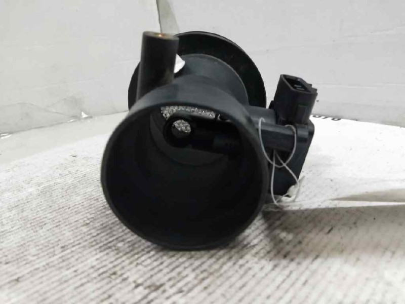 Recambio de caudalimetro para toyota corolla (e12) 1.4 turbodiesel cat referencia OEM IAM 1974002260H 2220433010 DENSO