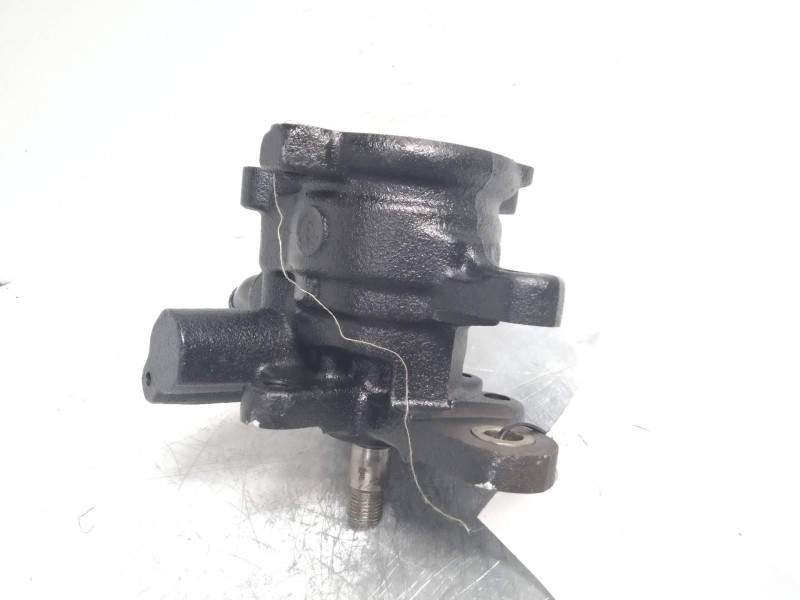 Recambio de bomba direccion para toyota picnic (m10) 2.2 turbodiesel referencia OEM IAM   