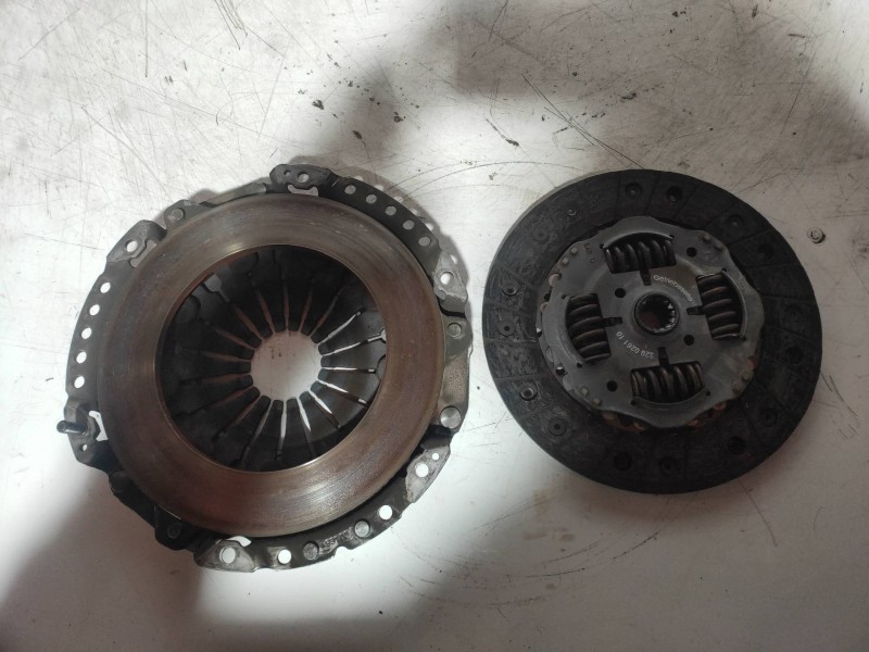 Recambio de kit embrague para opel tigra twin top 1.4 16v referencia OEM IAM   