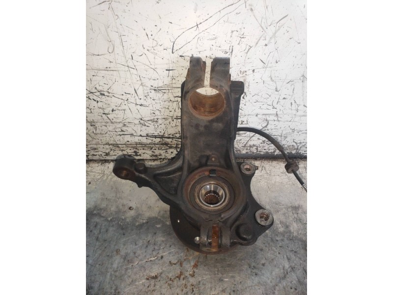 Recambio de mangueta delantera izquierda para citroen c-elysée shine referencia OEM IAM   