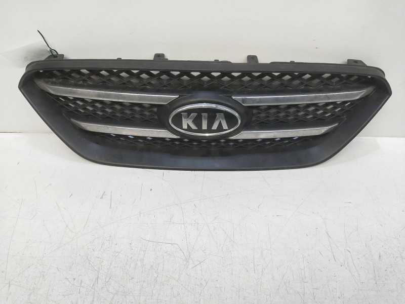 Recambio de rejilla delantera para kia carens (un) referencia OEM IAM    Recambio de rejilla delantera para kia carens (un) referencia OEM IAM