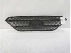 Recambio de rejilla delantera para kia carens (un) referencia OEM IAM    2