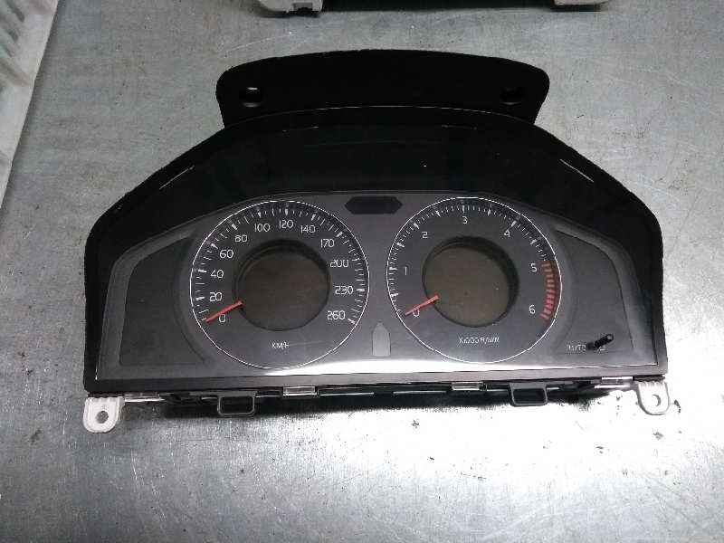 Recambio de cuadro instrumentos para volvo xc70 referencia OEM IAM 31254535AA 69199660OU 