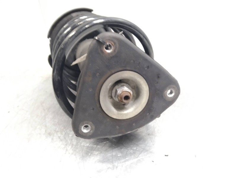 Recambio de amortiguador delantero derecho para volvo c30 1.6 diesel cat referencia OEM IAM 30748848  