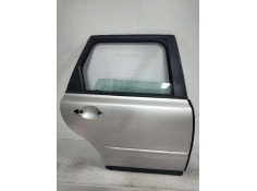Recambio de puerta trasera derecha para volvo v50 familiar 2.0 diesel cat referencia OEM IAM   