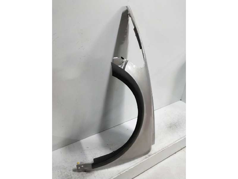 Recambio de aleta delantera izquierda para volvo c30 2.0 diesel cat referencia OEM IAM   