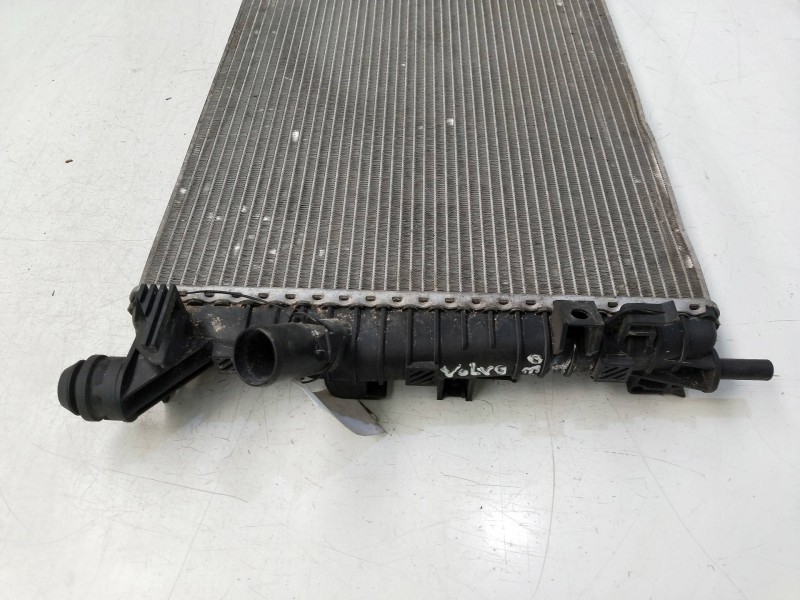 Recambio de radiador agua para volvo c30 2.0 diesel cat referencia OEM IAM 3M5H8005TL  