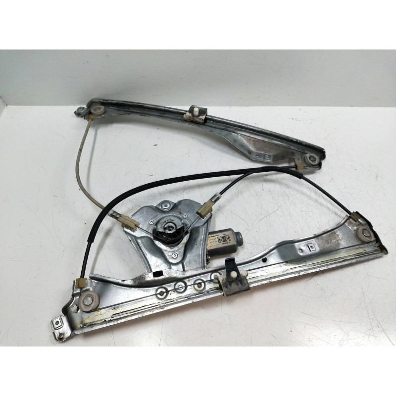 Recambio de elevalunas delantero izquierdo para renault clio iii 1.5 dci diesel referencia OEM IAM 400860D  5P