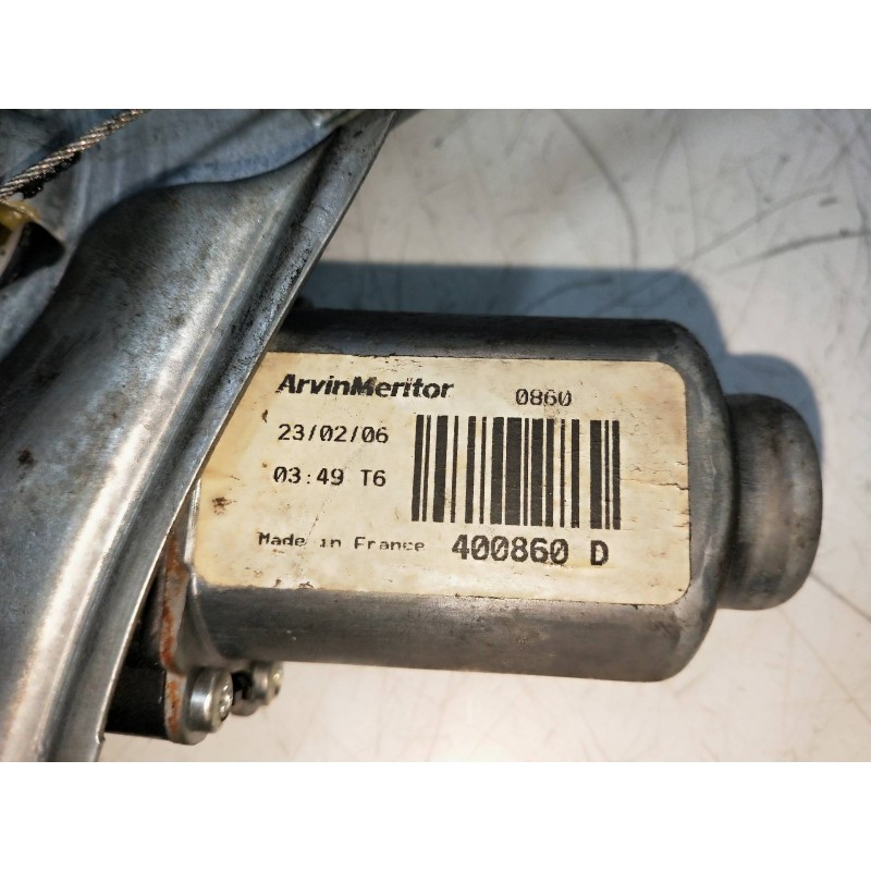 Recambio de elevalunas delantero izquierdo para renault clio iii 1.5 dci diesel referencia OEM IAM 400860D  5P