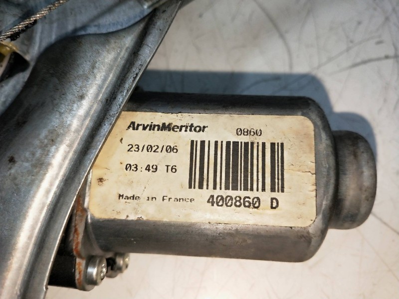 Recambio de elevalunas delantero izquierdo para renault clio iii 1.5 dci diesel referencia OEM IAM 400860D  5P