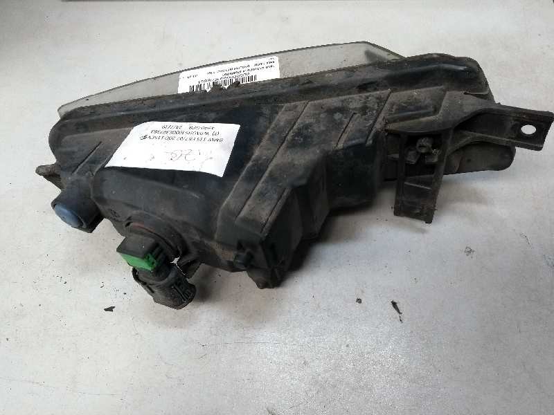 Recambio de faro antiniebla izquierdo para bmw serie 1 berlina (e81/e87) 116d referencia OEM IAM   