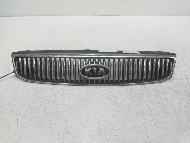 Recambio de rejilla delantera para kia clarus 2.0 cat referencia OEM IAM   