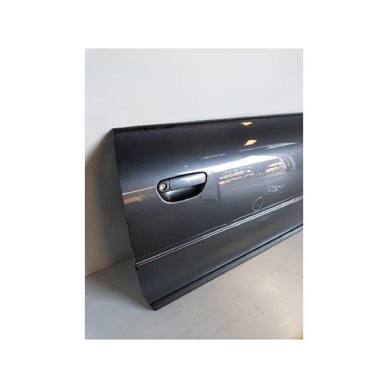 Recambio de puerta delantera derecha para audi a3 (8l) 1.9 tdi ambiente referencia OEM IAM 2ªSERIE 3P 8L3831052B