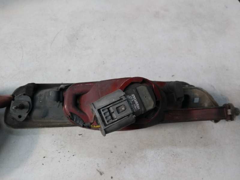 Recambio de faro antiniebla derecho para bmw serie 3 berlina (e46) 320d referencia OEM IAM   