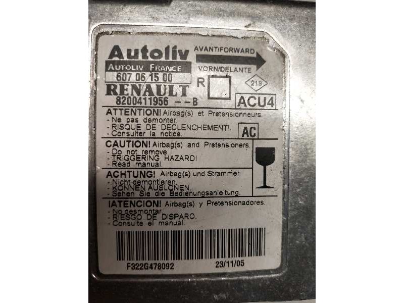 Recambio de centralita airbag para renault scenic ii confort expression referencia OEM IAM 607061500 8200411956B ACU4
