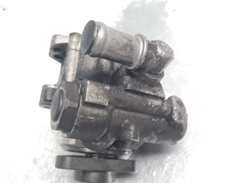 Recambio de bomba direccion para volkswagen passat berlina (3b2) comfortline referencia OEM IAM   