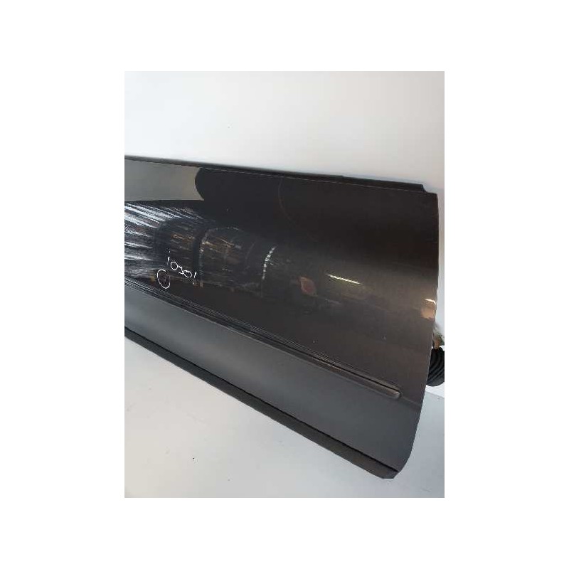 Recambio de puerta delantera derecha para audi a3 (8l) 1.9 tdi ambiente referencia OEM IAM 2ªSERIE 3P 8L3831052B