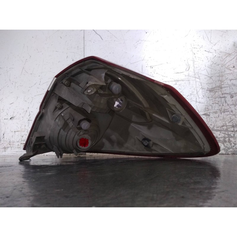 Recambio de piloto trasero izquierdo para subaru legacy familiar/outback b13 (bp) 2.0 diesel cat referencia OEM IAM   