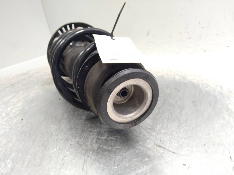 Recambio de amortiguador delantero izquierdo para volkswagen polo (6c1) 1.0 referencia OEM IAM 6C0413031AH  