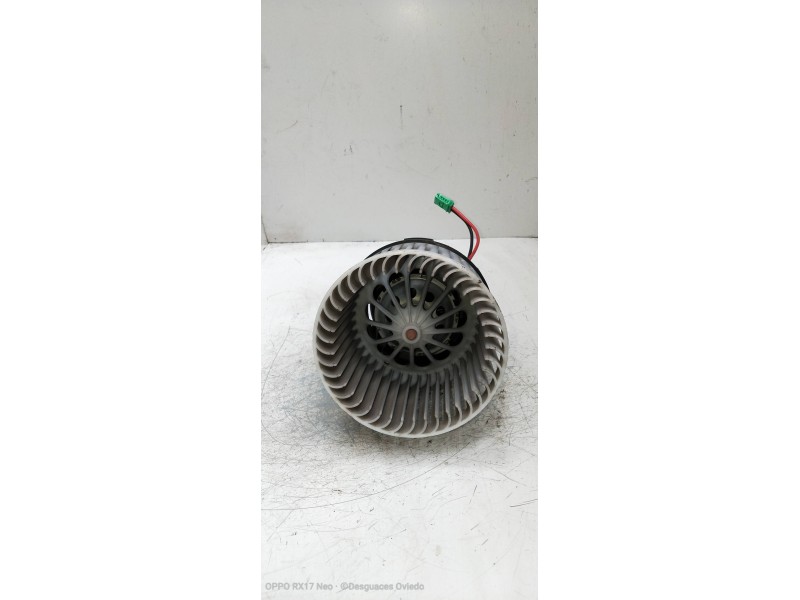 Recambio de motor calefaccion para peugeot 308 1.6 16v e-hdi fap referencia OEM IAM DB271001  