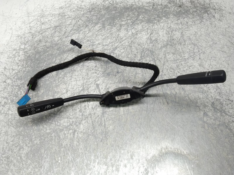 Recambio de mando multifuncion para mercedes clase c (w203) familiar c 220 t cdi (203.206) referencia OEM IAM 2035451324  