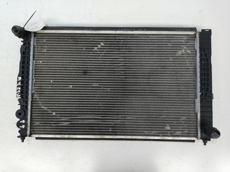 Recambio de radiador agua para audi a4 berlina (b5) 2.4 v6 30v referencia OEM IAM 8D0121251N  