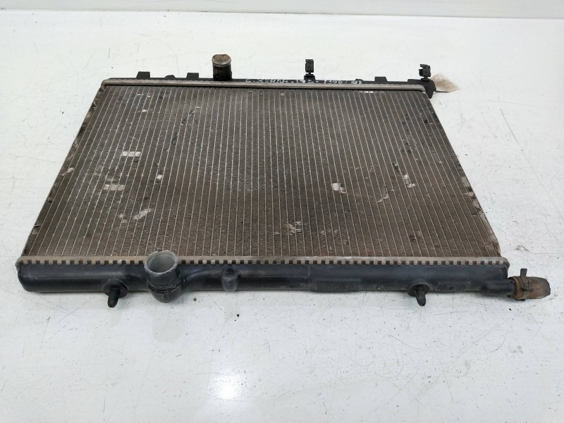 Recambio de radiador agua para citroen xsara berlina 1.9 d sx referencia OEM IAM 9643331180 870958Z 