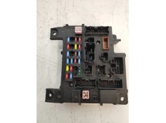 Recambio de caja reles / fusibles para peugeot 4007 business line referencia OEM IAM 8637A824 L8637002A 