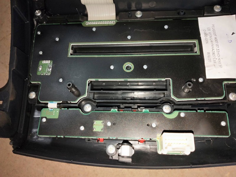 Recambio de sistema audio / radio cd para peugeot 4007 business line referencia OEM IAM 8701A363  