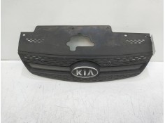 Recambio de rejilla delantera para kia rio 1.4 cat referencia OEM IAM   