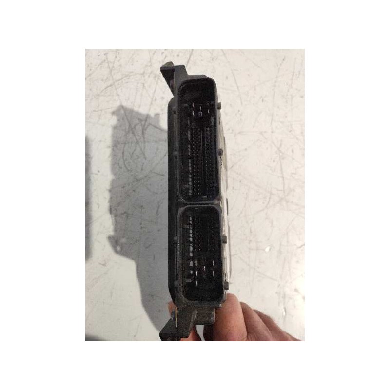 Recambio de centralita motor uce para nissan pathfinder (r51) 2.5 dci chrome referencia OEM IAM 237104X35A MB2758008480 5800848 