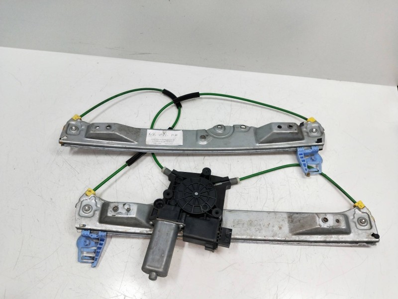 Recambio de elevalunas delantero derecho para opel corsa d cosmo referencia OEM IAM 72005001 39161990 3P