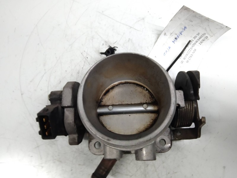 Recambio de caja mariposa para volkswagen golf iii berlina (1h1) 2.0 referencia OEM IAM 037051T  