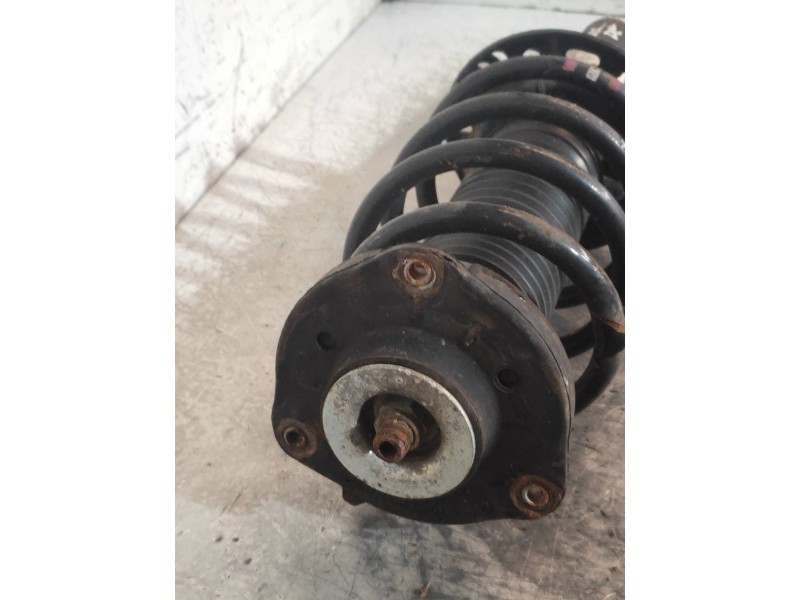 Recambio de amortiguador delantero derecho para volkswagen touran (1t2) advance referencia OEM IAM 1T0412015 1K0400054 