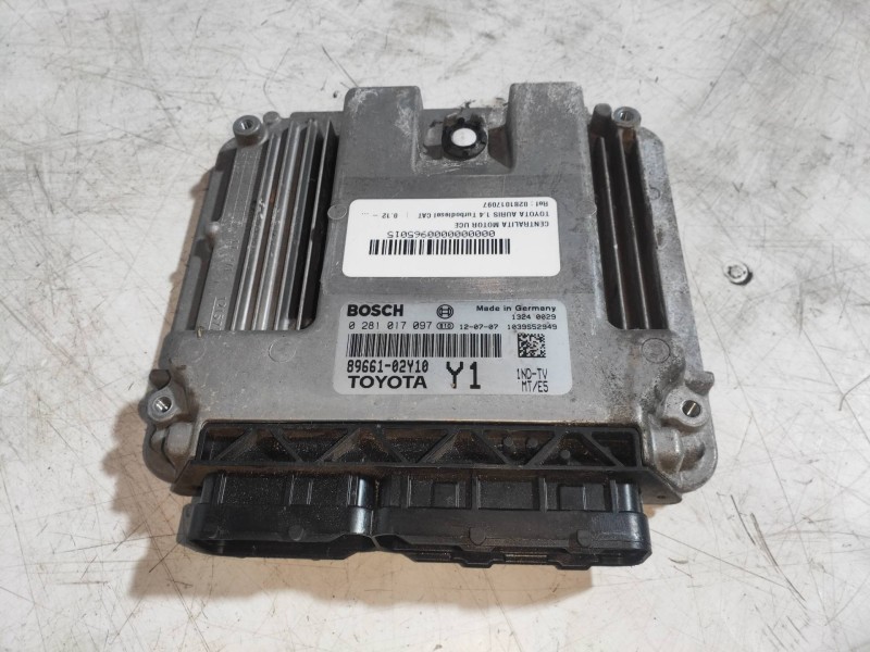 Recambio de centralita motor uce para toyota auris 1.4 turbodiesel cat referencia OEM IAM 0281017097 8966102Y10 