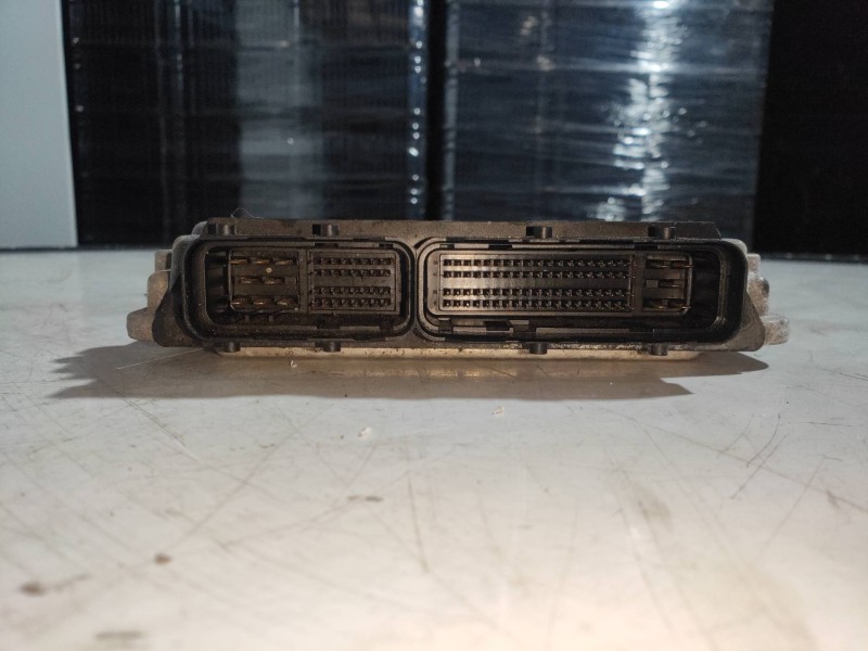 Recambio de centralita motor uce para toyota auris 1.4 turbodiesel cat referencia OEM IAM 0281017097 8966102Y10 