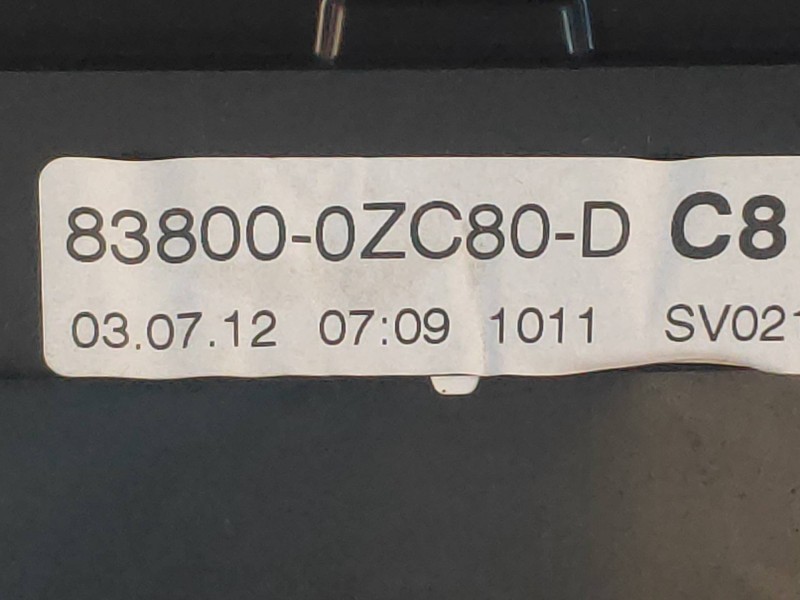 Recambio de cuadro instrumentos para toyota auris 1.4 turbodiesel cat referencia OEM IAM 838000ZC80D  