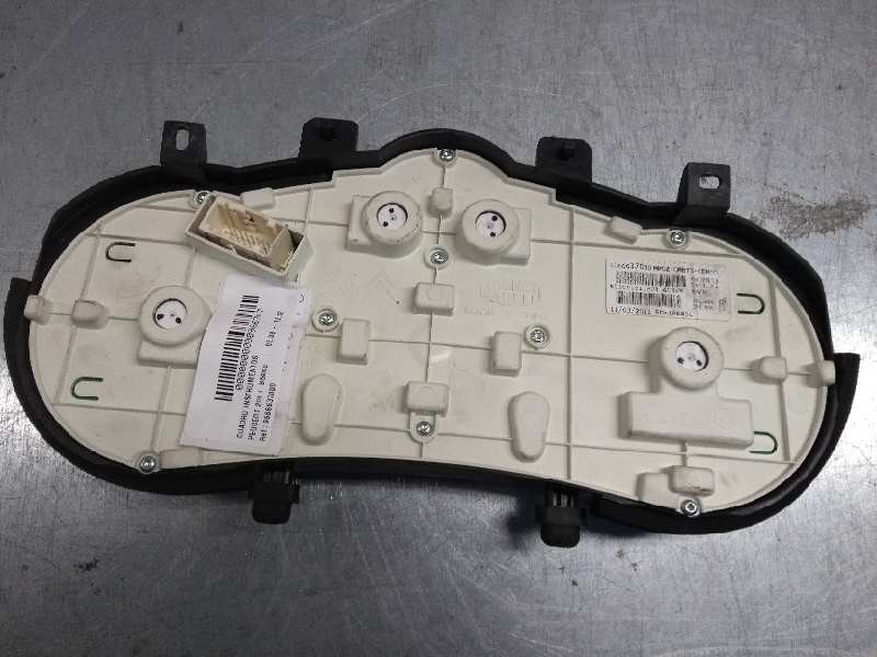 Recambio de cuadro instrumentos para peugeot 206+ básico referencia OEM IAM 9666637080  