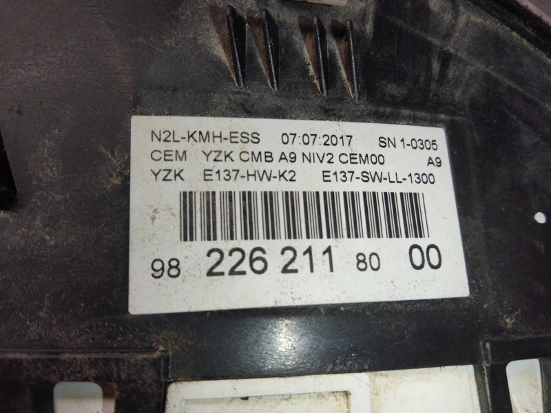 Recambio de cuadro instrumentos para peugeot 2008 (--.2013) 1.2 16v vti referencia OEM IAM 9822621180 982262118000 