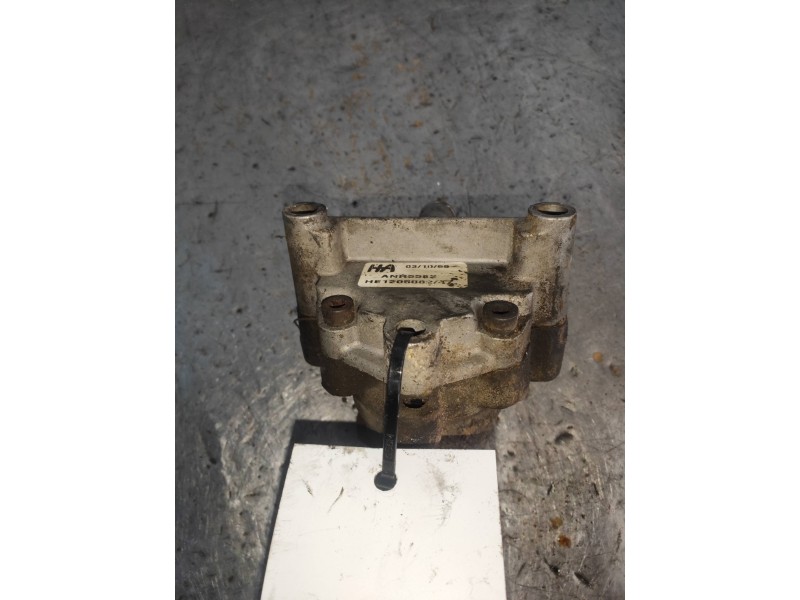 Recambio de bomba direccion para land rover freelander (ln) 1.8i hardback (88kw) referencia OEM IAM ANR5582  